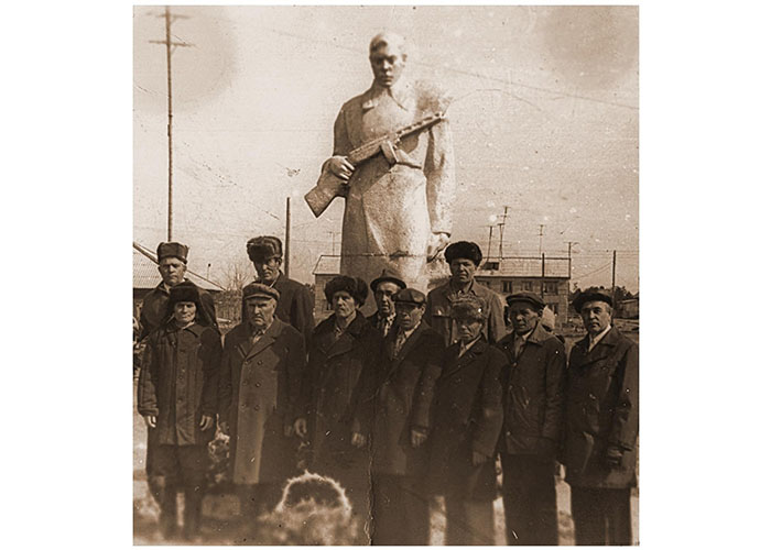 Открыт памятник «Воину-освободителю» в с. Сытомино