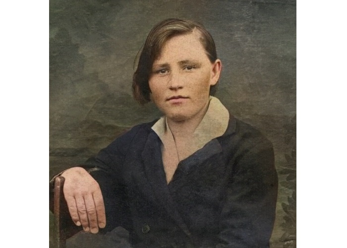 Кушникова (Ларионова) Анна Андреевна 