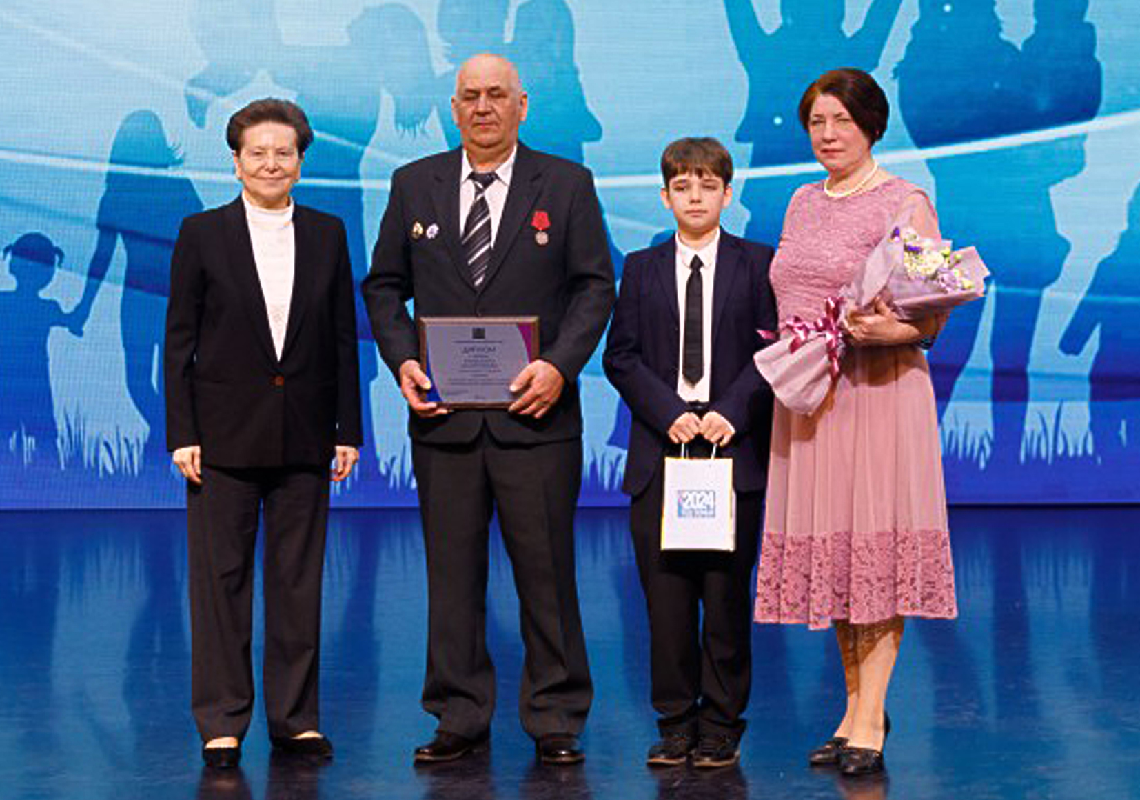 Семья Кичеровых - победители окружного конкурса «Семья года»