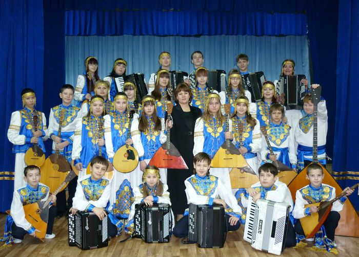 Образован оркестр русских народных инструментов «Росичи» в п. Белый Яр
