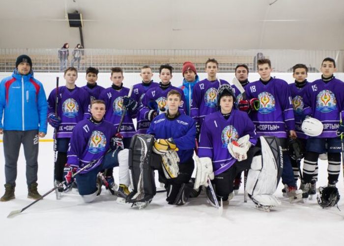 Открыт спортивный комплекс «Лидер» в п. Нижнесортымском