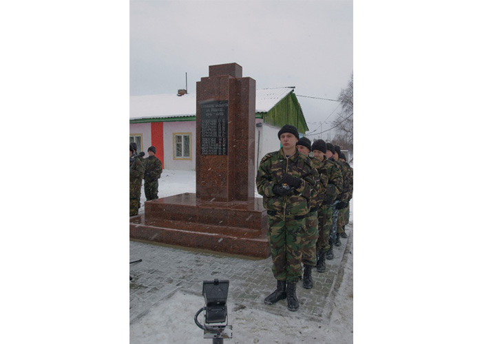 Открыт Памятник воинам, ушедшим на Великую Отечественную войну из посёлка Тром-Аган