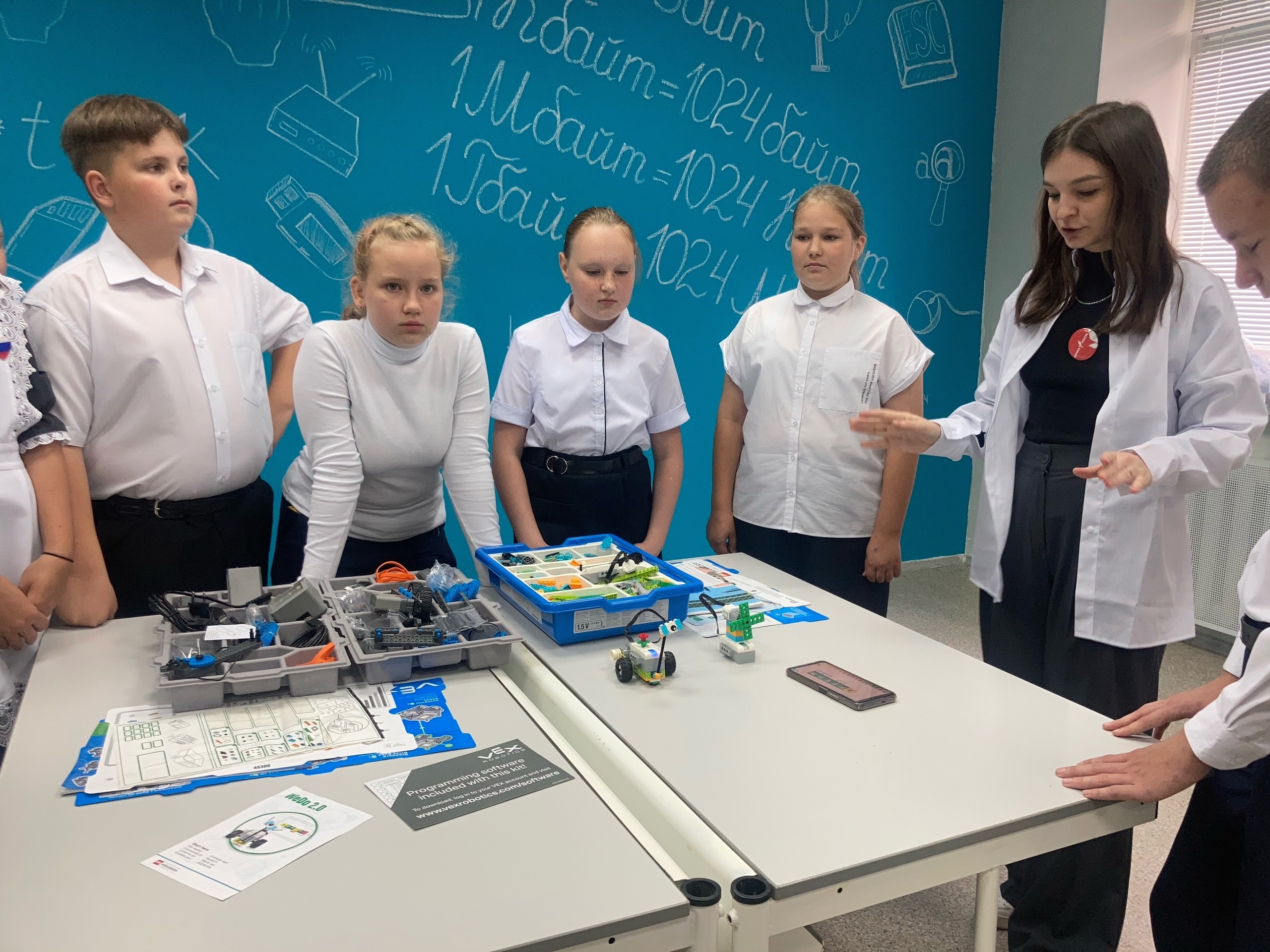 Открыт образовательный центр «Точка роста» в Локосово