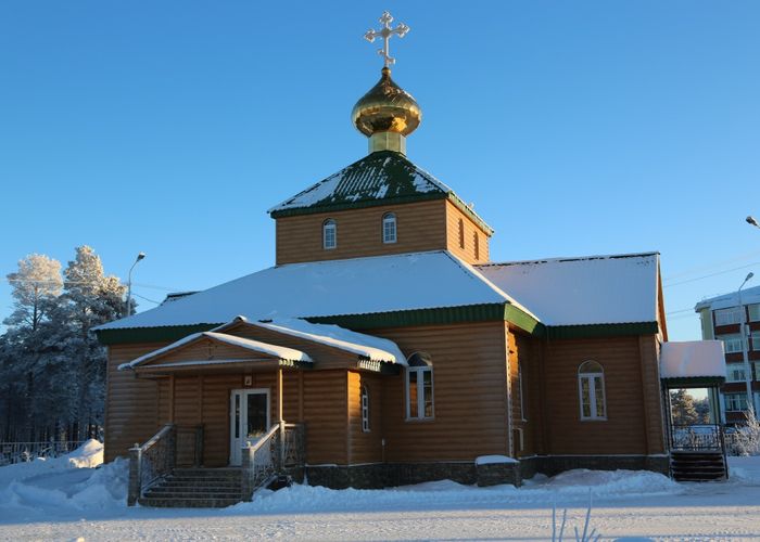 Открыт Свято-Тихоновский православный храм в п. Нижнесортымском