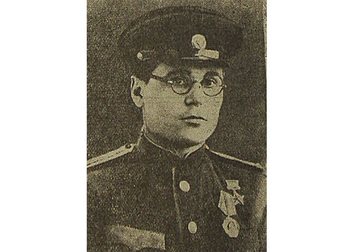Звание «Герой Советского Союза» присвоено Королькову Ивану Васильевичу